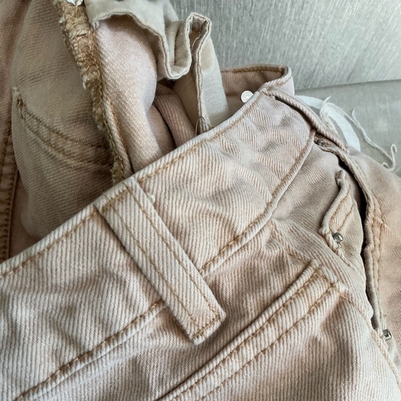 Denim&Co Tan Jean Shorts Mid-Thigh 4.5 Inseam Length Size 8 - Picture 5 of 6